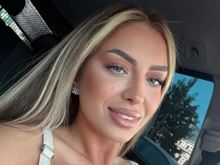EmmaEmberr profile