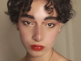 ErinMuramaki profile