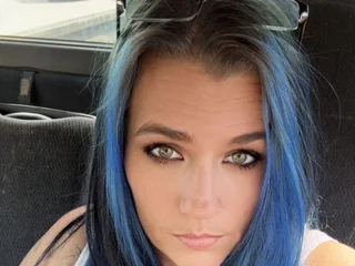 KennedyQuinn profile