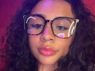 Lightskinchick25 profile