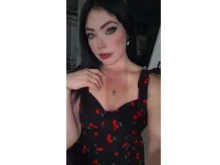 MadelineHills profile