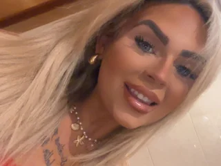 Miss_MiaMaii profile