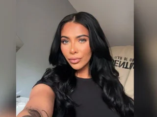 PrettynaughtyLacey profile