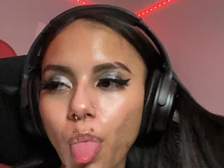 RemiDarklace profile