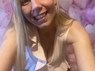 RolePlayingLucy profile