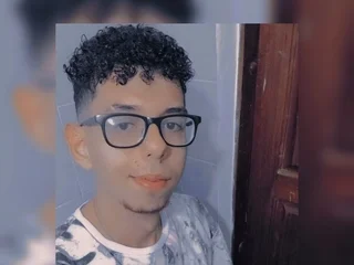 Skarlet_Derek profile