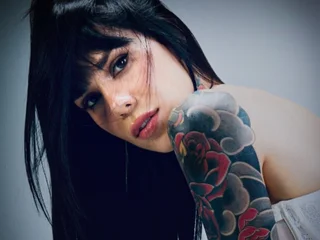 Theinkedgirl profile