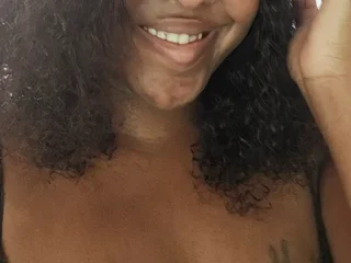 Tittiesmile profile