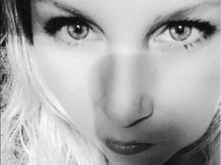 VelisseLiora profile