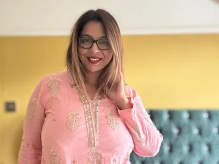 Zarah_Housewife profile