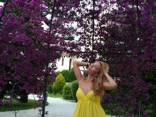 blondeangel_4u2 profile