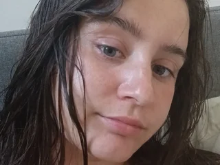 freakylittlebitch69 profile
