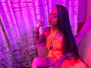 yafavoriteLIPZ profile