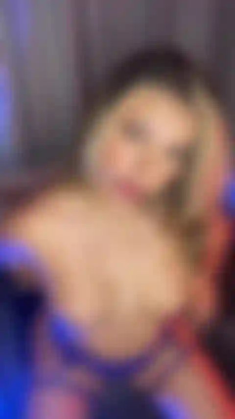 ¿Quieres ver mi enorme culo?