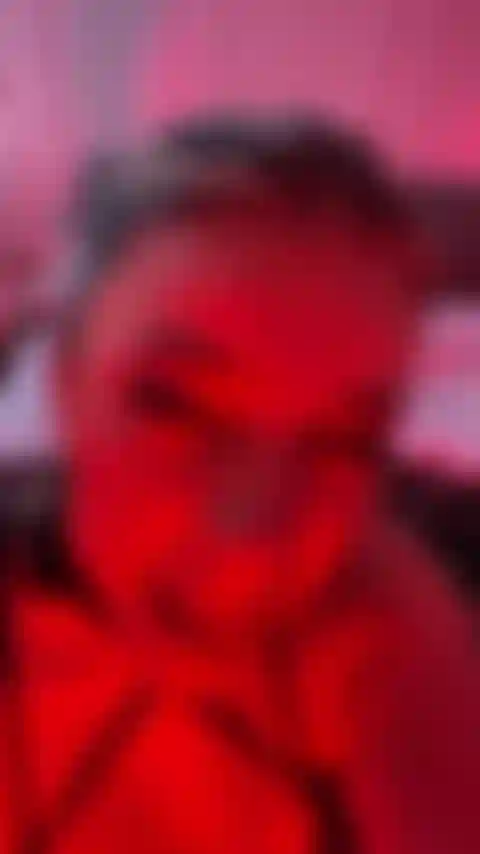 ¿Puedo tocarme el culo mi señor?