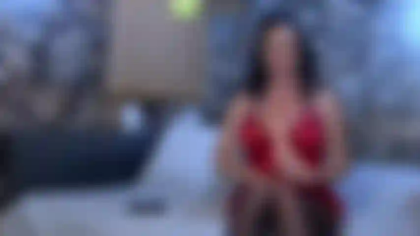 Follándome las grandes tetas con mi juguete consolador y hablando sucio.