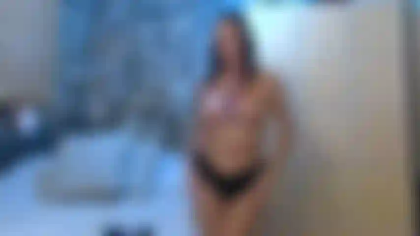 Óleo en mis grandes tetas.