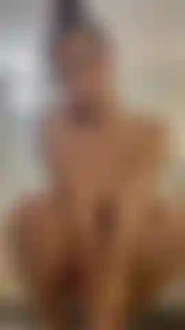 ¿Y si me convierto en tu chica traviesa de confianza?