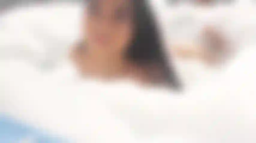 Abby jacuzzi.