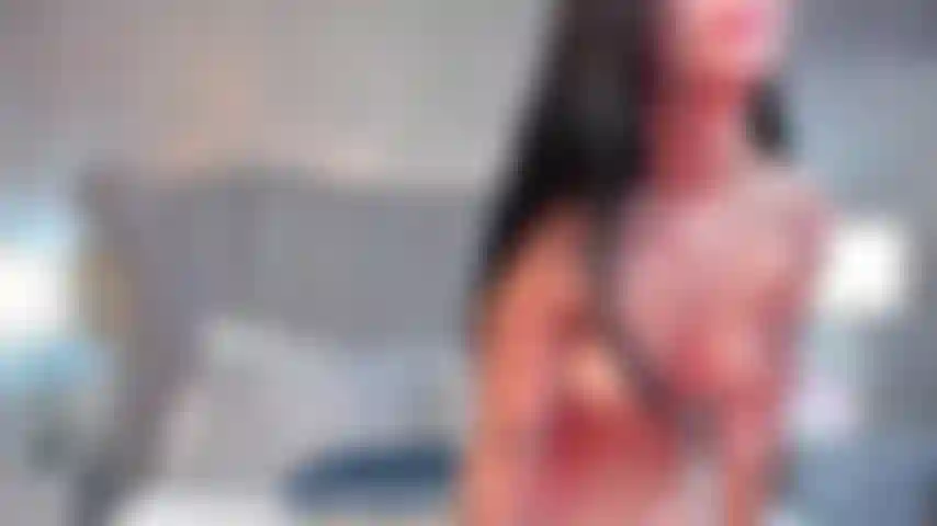 Déjame emprender un viaje de seducción y diversión, donde cada momento será una aventura que nunca olvidarás.