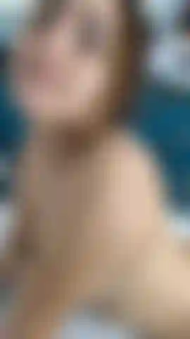 Monto tu polla o me froto.