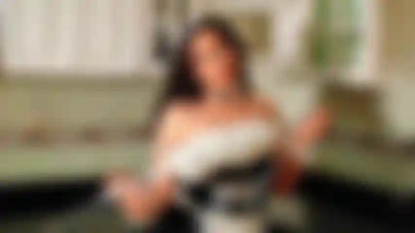 I would do anything for u sir.. just watch 😉 (sexy maid outfit)