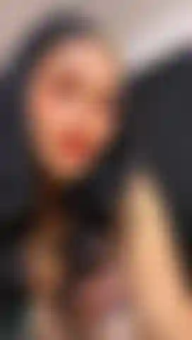 Mi coño es húmedo y caliente, ¿te atreves a probarlo sin enamorarte?