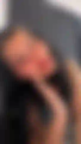 ¿Por qué no averiguas si llevo ropa interior?