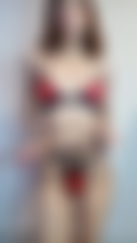 ¿Te excita saber que no llevo nada abajo?