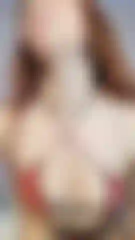 Estoy mojada... ¿Vienes a comprobarlo?