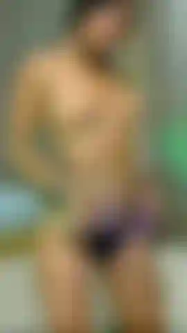 Jugando sólo para ti.