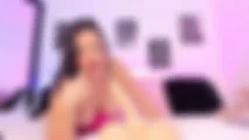 Paseo en torso completamente desnuda.