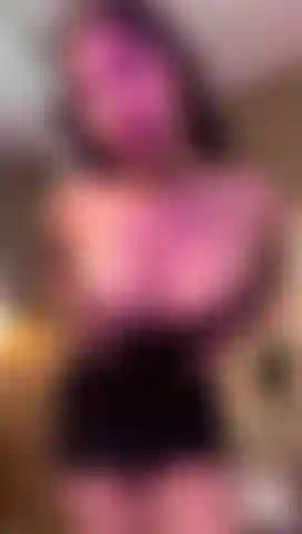 Juega con mis tetas.