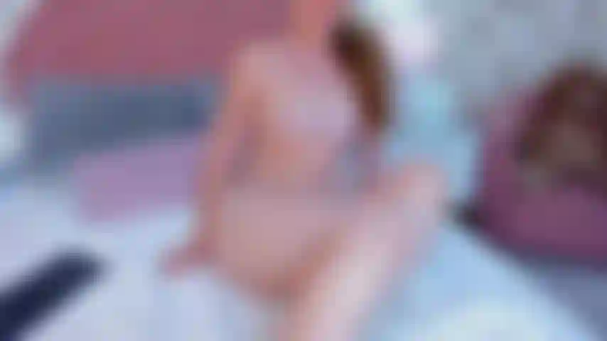 Deja que mi culo haga su trabajo, rebota mientras tu polla me folla, te hará explotar, eso te gusta, ¿verdad?