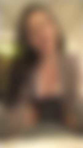 Desnúdate y hazme tuya.