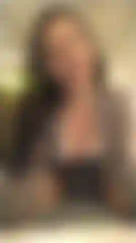 Desnúdate y hazme tuya.