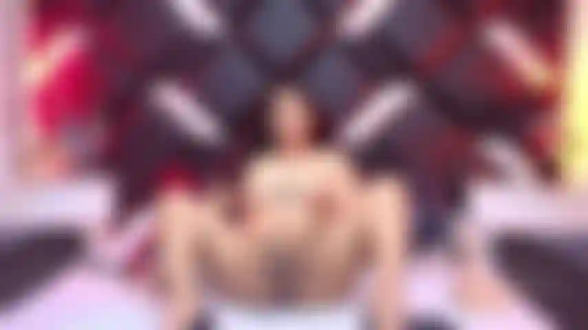 How I like to fuck my sweet and hot pussy (I'm naughty)