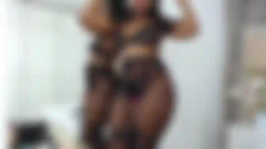 Follándome en el espejo.