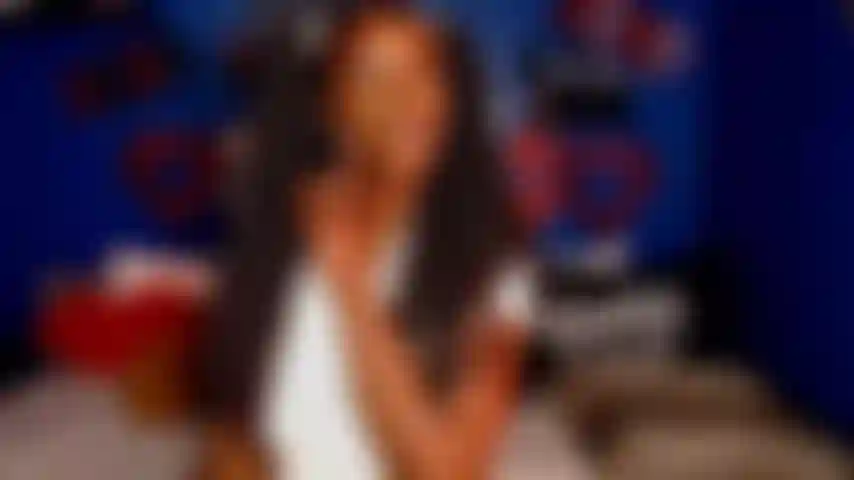 Show de mamada desordenada con mentas de uva.