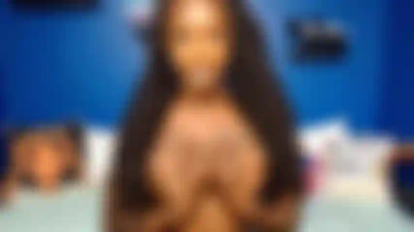 Cum en mis tetas ian.