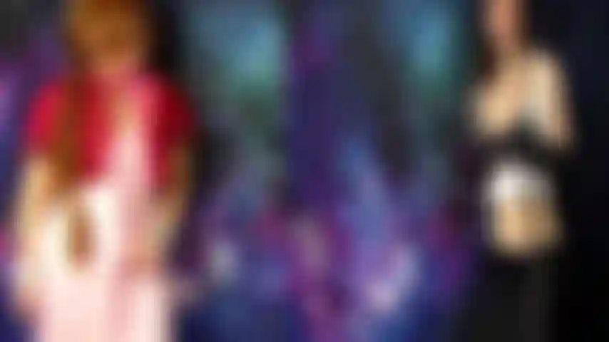 Final fantasy vii tifa y aerith trío de fantasía: ¿por qué elegir cuando puedes tener ambos? Charla guarra con striptease, dedos y follada con consolador. Al final, ambos rogamos que nos corran en la cara.