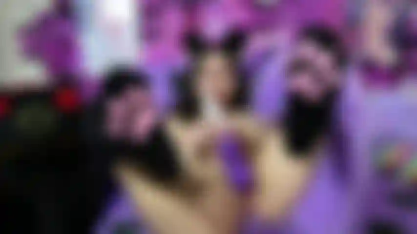 Kitty tiene orgasmos con varita.