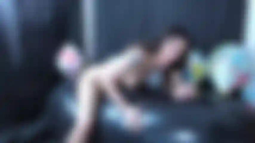 Cojo un consolador en un globo gigante de 86 pulgadas con globos más pequeños para jugar también!