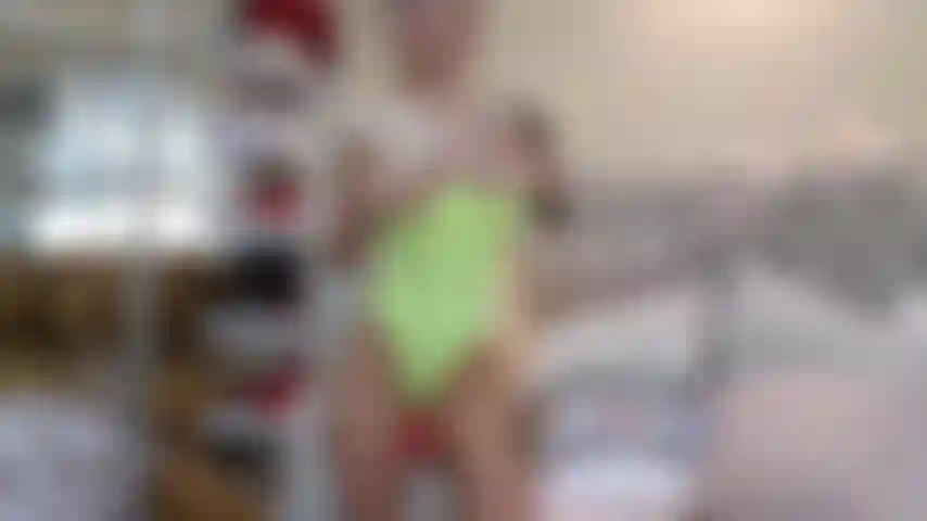 Domi_and_the_buttplug_1080p.