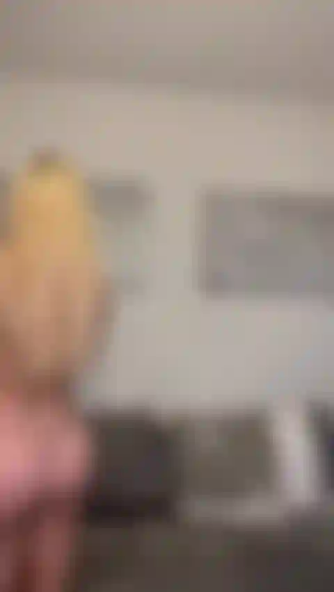 trying on bikinis- naked bouncing