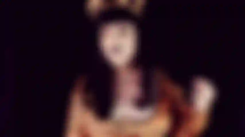 Engañada para tener un orgasmo arruinado: divertido juego de roles que incluye una fiesta de halloween, tetas pequeñas, pajas, provocación y negación y un orgasmo arruinado.