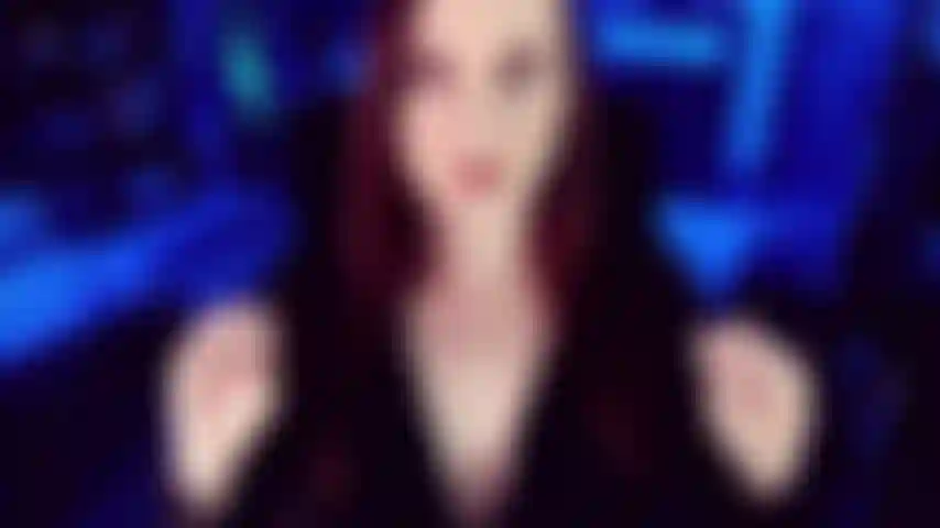 Te mantengo débil. Esto te ayudará a que tu día sea mejor y más brillante. Acariciándome lenta y cuidadosamente. Apriétala. Aprovecha ese líquido preseminal. Justo lo que necesitas antes de empezar el día. Me encanta hacerte débil mientras lo haces para mí.