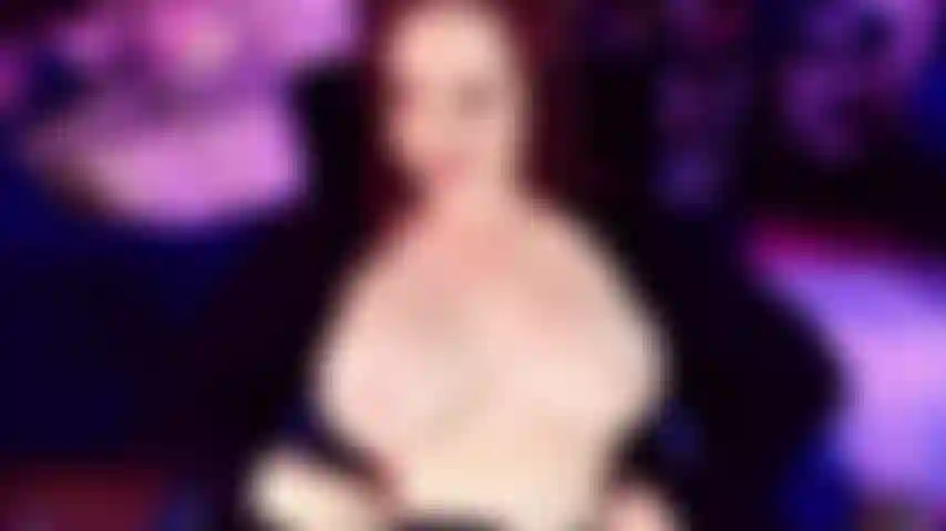 Asshole joi. Te encantan los imbéciles y el mío es uno de tus favoritos de todos los tiempos. El momento perfecto para comerme el trasero es siempre y así lo haces. Pov perfecto para ver todo el detalle de mi ojete guiñándote un ojo mientras te exijo que me lo pajes por todo el culo.