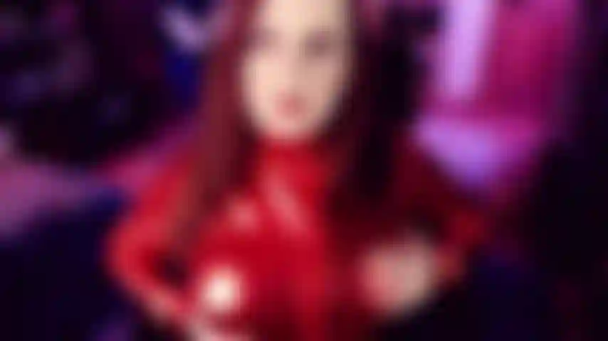 Terapia cognitivo conductual con un toque de motivación gay. Una sesión muy divertida con uno de mis entusiastas de la terapia cognitivo conductual. Le encanta que lo convenzan. Aprecia mi orientación y motivación gay. Las tetas de diosa pueden convencerte de casi cualquier cosa, ¿no?