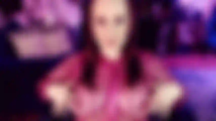 Tiempo de juego extendido con traje de gato rosa - ahhh... Es hora de relajarse con viejos amigos para un par de orgasmos consecutivos. Ven hasta adentro y disfruta conmigo de este traje de gato rosa brillante!